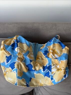 La Hearts Blue and Yellow Floral Crop Top